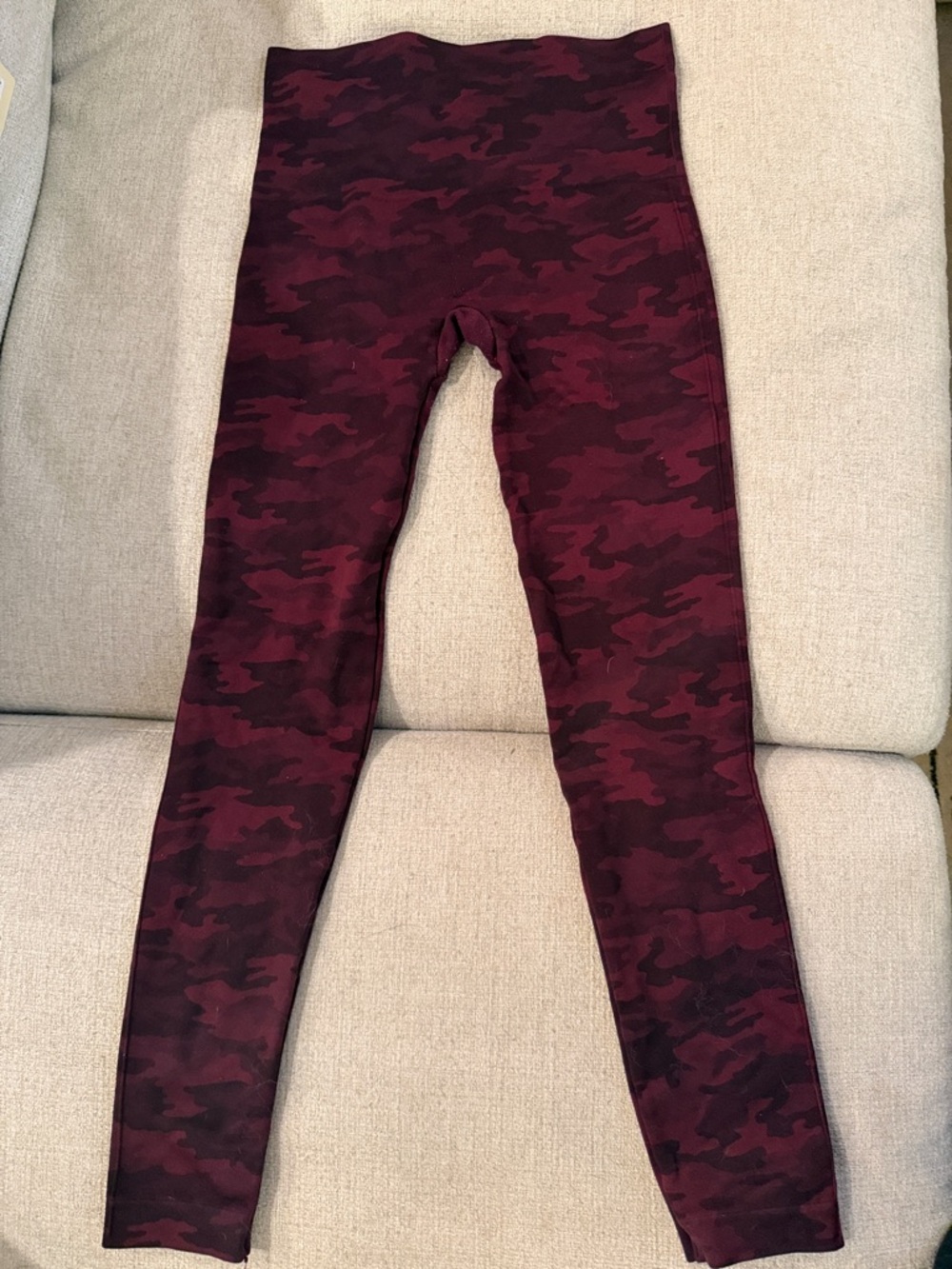 Spanx Burgundy Camo Active Leggings